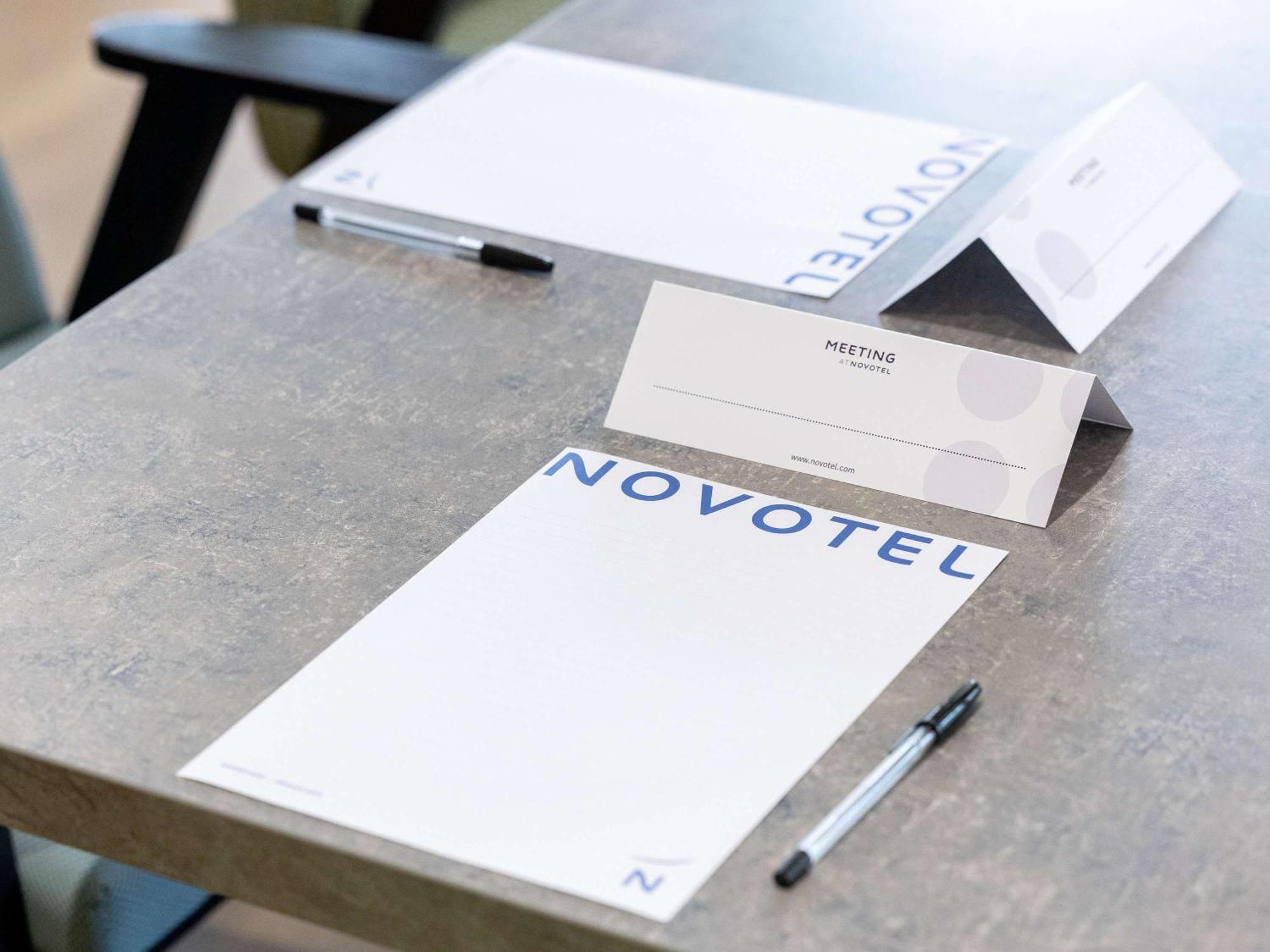 Novotel Paris 13 Porte D'Italie Le Kremlin-Bicetre Ngoại thất bức ảnh